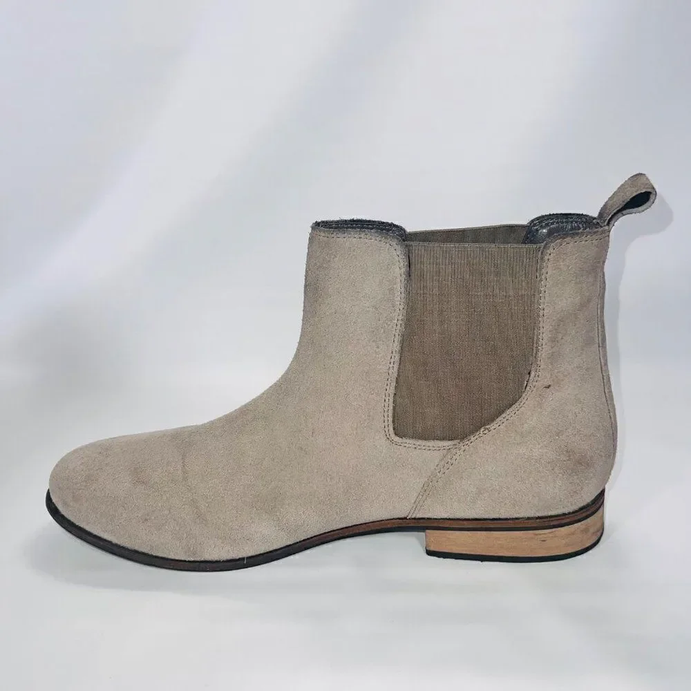 Urban‎ Outfitters UO Chelsea Suede Boots Beige Men's 10